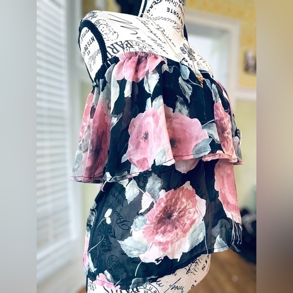 Must Have Women’s Small Floral Off-Shoulder Smocked Top • Ruffle Sleeve • EGUC - Picture 2 of 11